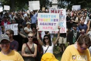 Bostonā demonstrācijā pret rasismu piedalās 40 000 cilvēku - 1