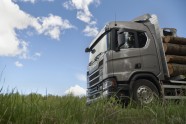 Latvijā prezentēts jaunās paaudzes 'Scania' kokvedējs - 1