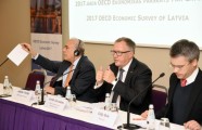 Prezentē OECD Ekonomikas pārskatu par Latviju - 6