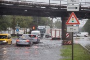 Stiprs lietus Rīgā - 32
