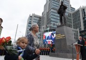 Kalašņikova pieminekļa atklāšana Maskavā - 14