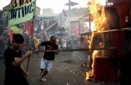 Protesti pret Duterti Filipīnās - 3