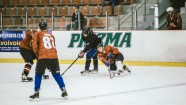 Latvijas karavīri cīkstas ar NATO spēkiem hokeja laukumā - 33