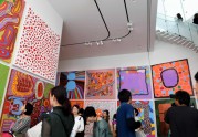 Jajoi Kusama – dārgākā māksliniece pasaulē, kura jau 40 gadu mīt psihiatriskajā klīnikā - 4
