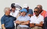Baraks Obama, Džordžs Bušs un Bils Klintons golfa spēlē - 1