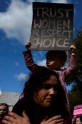  Desmitiem tūkstošu īru iziet demonstrācijās, pieprasot aborta aizlieguma atcelšanu - 6