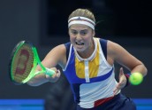 Teniss, Pekinas turnīrs: Jeļena Ostapenko pret Simonu Halepu - 9