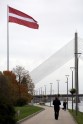 Atklāj monumentālo Latvijas karoga mastu uz AB dambja - 14