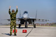 Krievija nodod Serbijai "Mig-29" iznīcinātājus - 11