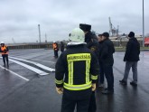 Foto: Rīgas ostā mācās likvidēt ķīmisku vielu avārijas sekas - 4