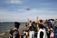 Jordānieši jūrā nogremdē lidmašīnas karkasu - 3