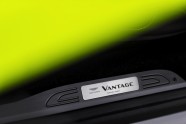 Aston Martin Vantage - 18