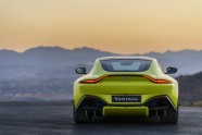 Aston Martin Vantage - 21