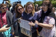 Cilvēki sēro par Argentīnas zemūdenes pazušanu - 11