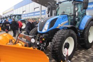 VAS LAU iegādājies 10 jaunus traktorus - 3