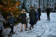Ziemassvētku eglītes iedegšana pie Rīgas pils - 14