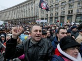 Saakašvili atbalstītāji mēģina ieņemt Kijevas Oktobra pili - 9