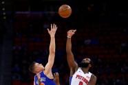 Basketbols; NBA; Knicks pret Pistons; 2017 - 4