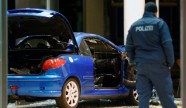 Vācijas sociāldemokrātu mītnē ietriekusies automašīna - 19
