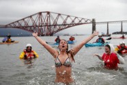 Jaunā gada pelde Skotijā - 2
