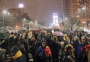 Protesti pret korupciju Bukarestē - 4