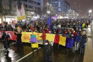 Protesti pret korupciju Bukarestē - 9