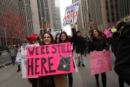 Protesti pret Trampu un par sieviešu tiesībām Ņujorkā - 3