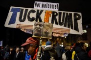 Cīrihē notiek protesti pret Trampa dalību Davosas forumā - 7