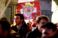 Ženēv;ā notiek protesti pret Trampa dalību Davosas forumā - 1