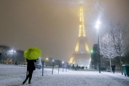 Sniegotā Parīze - 22