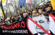 Kijevā protestē pret Porošenko - 7