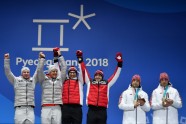 Bobslejisti Oskars Melbārdis un Jānis Strenga saņem Phjončhanas olimpisko spēļu bronzas medaļas - 1