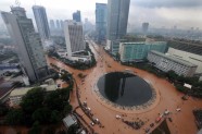 Pasaulē straujāk grimstošā pilsēta Džakarta - 19
