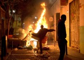 Imigranti Madridē sarīko ugunīgu grautiņu - 9