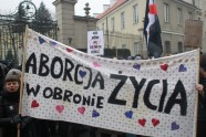 Polijā protestē pret abortu ierobežojumu - 17