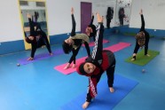 Gazā atvērts pirmais jogas treniņu centrs sievietēm