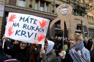 Slovākijā protestē pret valdību - 6