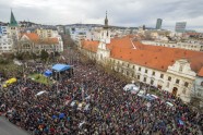 Slovākijā protestē pret valdību - 14