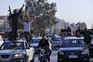 Damaskā protestē pret ASV un tās sabiedroto raķešu triecienu - 4