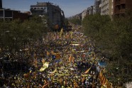  Barselonā protestē pret līderu apcietināšanu - 2