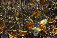  Barselonā protestē pret līderu apcietināšanu - 3