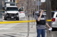 Sadursmē uz ielas Toronto bojā gājuši vismaz 10 gājēji - 1