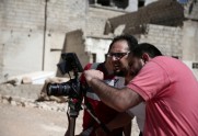 2016. gadā uzņem filmu par ķīmisko uzbrukumu Sīrijā - 7