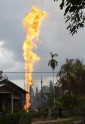 Naftas urbuma degšana Indonēzijā  - 16