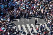 Francijā protestē pret Makronu - 6