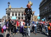 Francijā protestē pret Makronu - 9