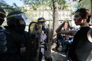 Francijā protestē pret Makronu - 18