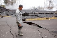 Kīlauea vulkāna lavas straume atgriezusi no ārpasaules aptuveni 40 mājas - 11