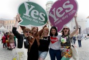 Īrijā gavilē par abortu legalizāciju - 2