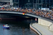 AfD atbalstītāju un viņu pretinieku demonstrācija Berlīnē - 5